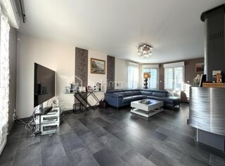  Maison à vendre 8 pièces 205 m²