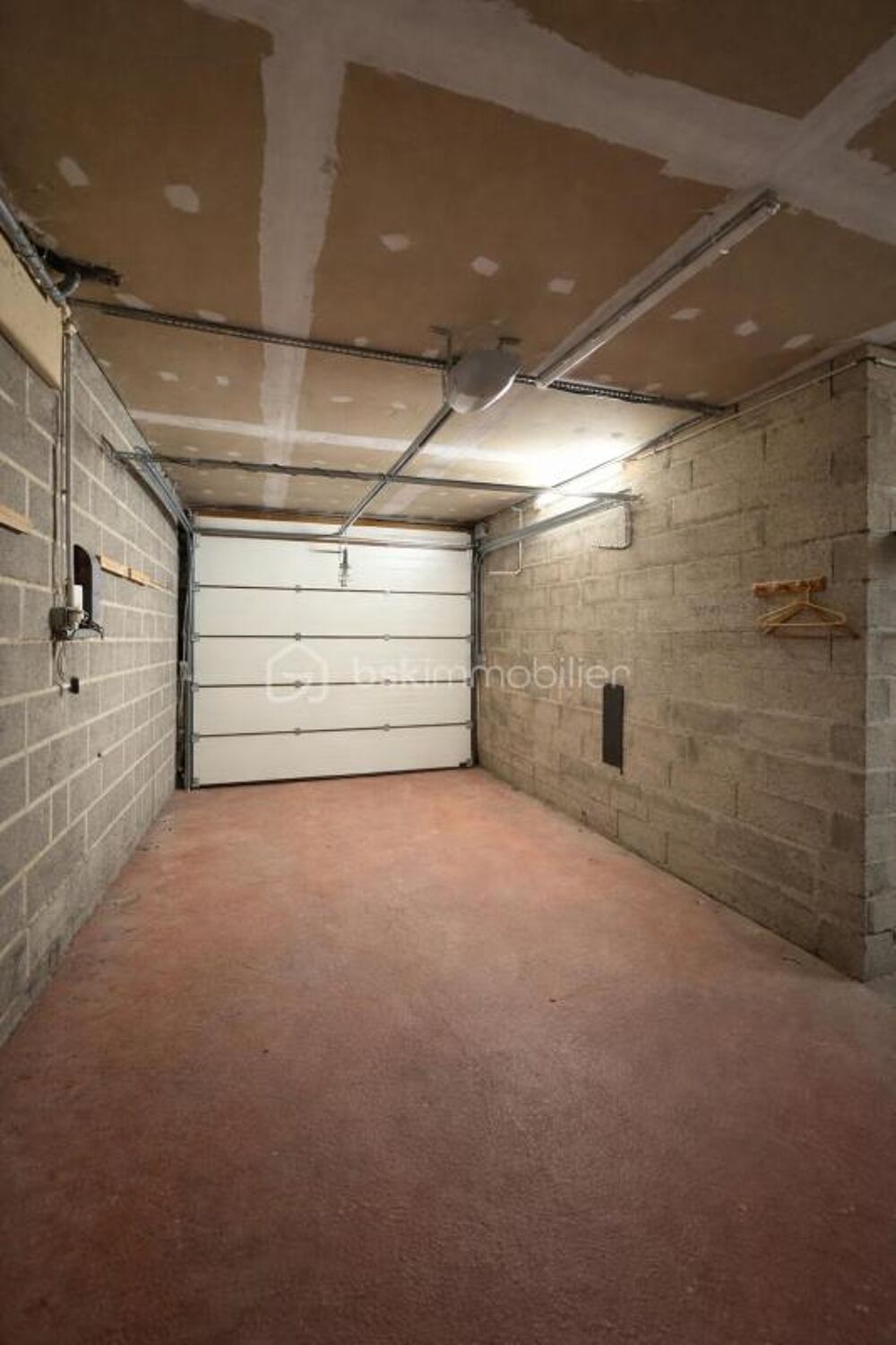 Vente Maison Maison de 145 m² avec 4 chambres, garage et terrain au calme Neuf marche