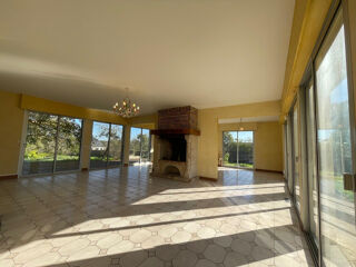  Maison � vendre 8 pi�ces 250 m�