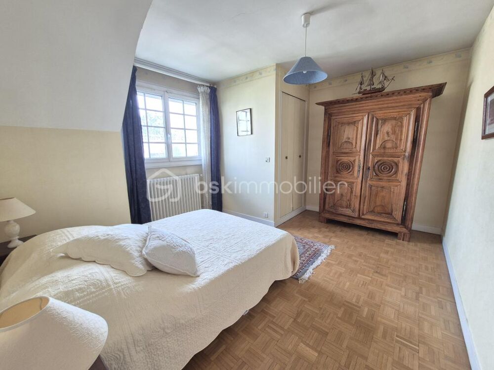 à vendre  Propriété/château Saint-Maur-des-Fossés (94100)