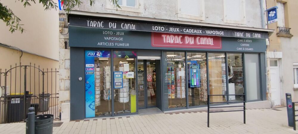   71600 PARAY LE MONIAL - TABAC, FDJ, Cadeaux 50 M² 