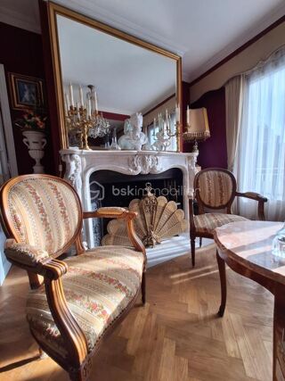  Immeuble à vendre 8 pièces 268 m²