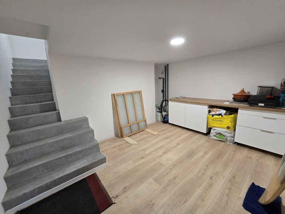 Vente Maison Maison à vendre 8 pièces LA ROCHE SUR YON (85) La roche sur yon