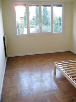  Appartement à louer 2 pièces 50 m² Nice