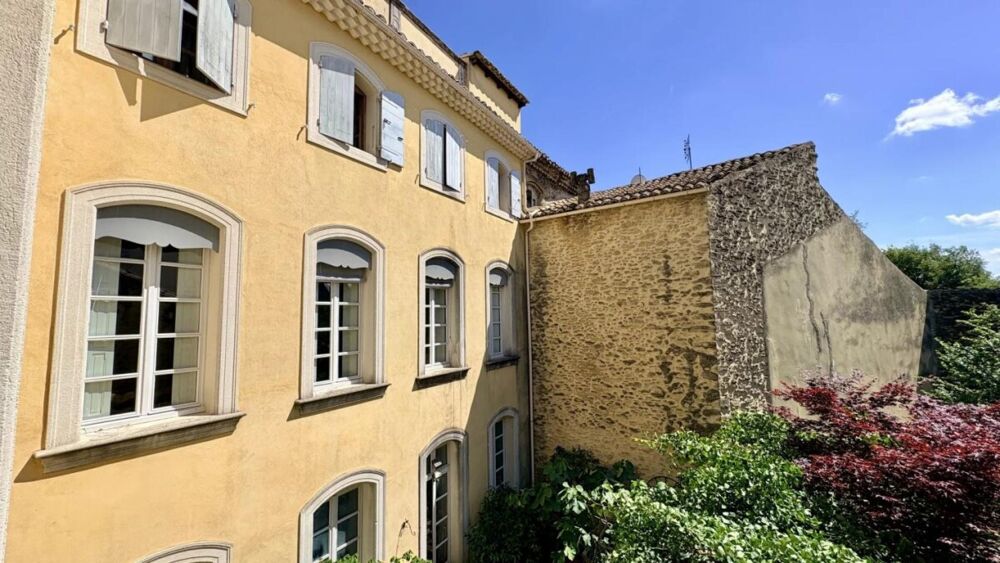 Elégant Hotel particulier aux portes de Chateauneuf du Pape