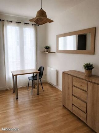  Appartement à louer 2 pièces 28 m²