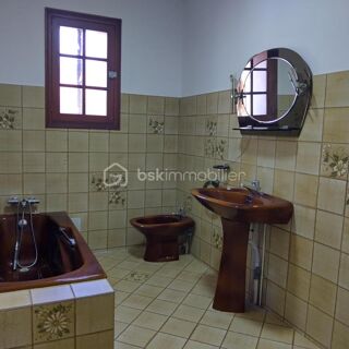  Maison � vendre 4 pi�ces 130 m�