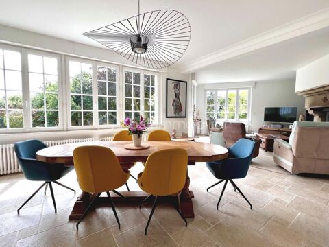   El�gante propri�t� proche du littoral Propri�t�/ch�teau - 7 pi�ce(s) - 296 m�