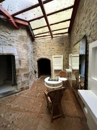  Immeuble à vendre 10 pièces 315 m²