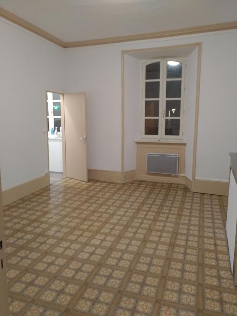 LOCATION T2 FLORAC