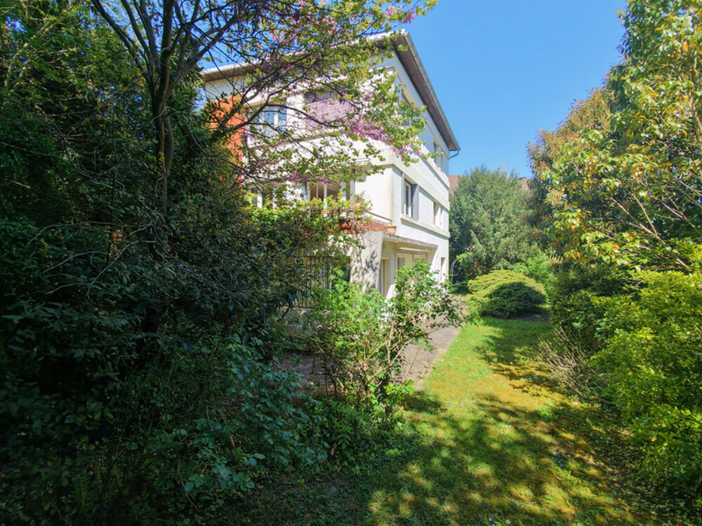 Dpt Hauts de Seine (92), À vendre : Maison familiale d'exception de 217 m2 (290 au sol)  Calme absolu, proche RER Robinson et V