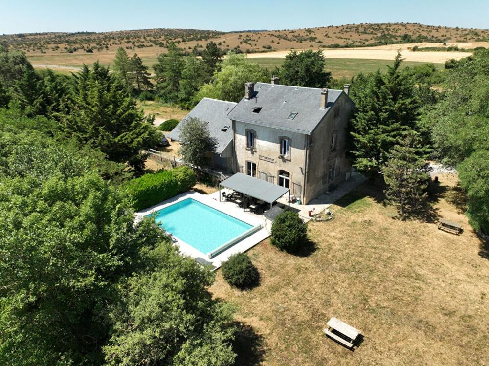 � vendre  Villa Nant (12230)