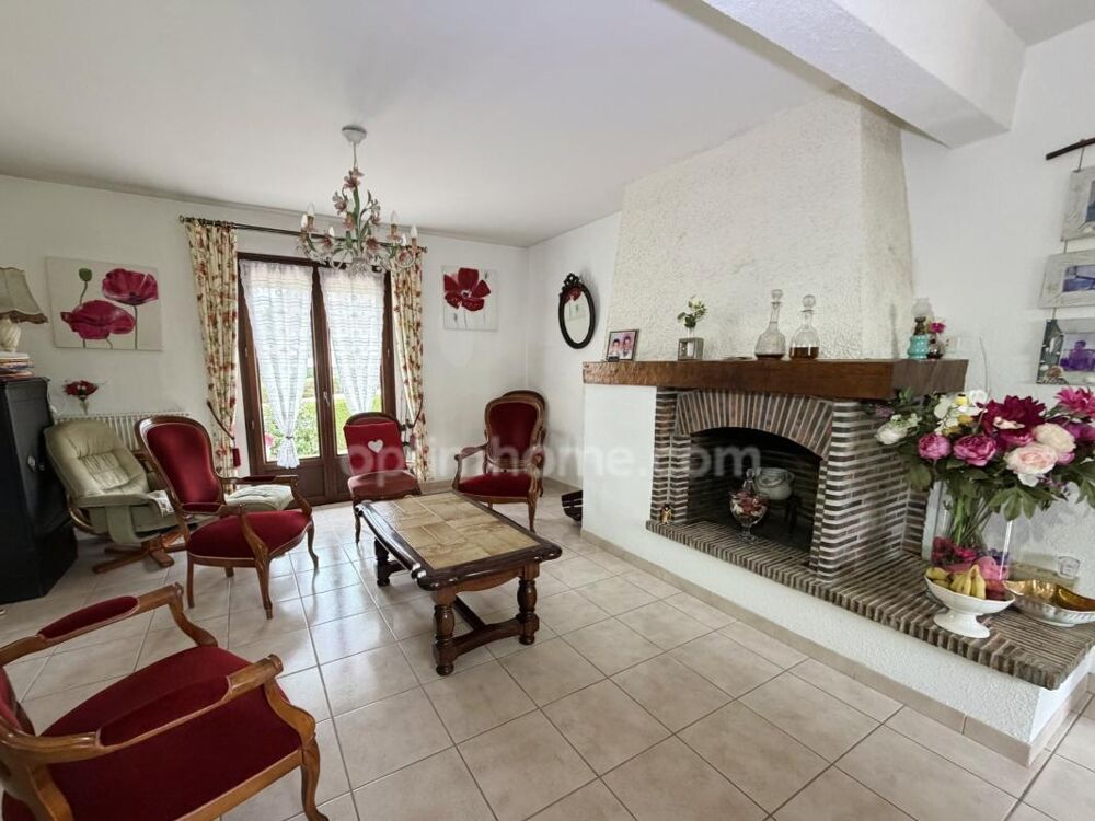 Vente Maison Maison de 6 pièces avec 4 chambres, double salon et sous-sol complet – Livarot Pays d'Auge (14140) Livarot pays d auge