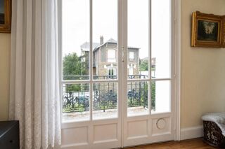  Propriété/château à vendre 8 pièces 350 m²
