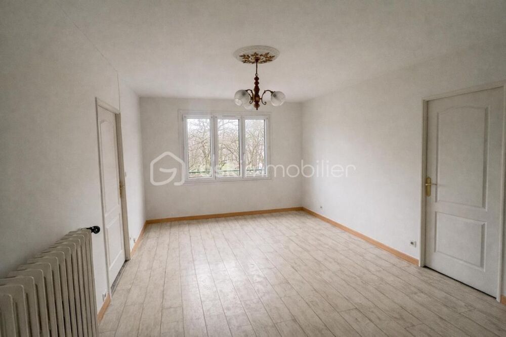 Appartement 4 pièces  58 m²  Clichy-sous-Bois