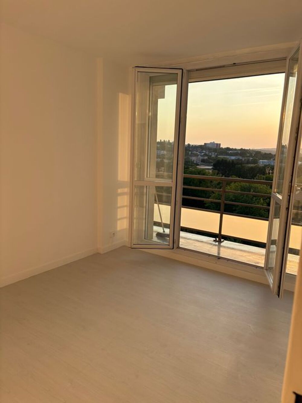 Location Appartement Appartement de 83m2 à louer sur Chilly-Mazarin Chilly mazarin