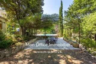  Propri�t�/ch�teau � vendre 10 pi�ces 270 m�