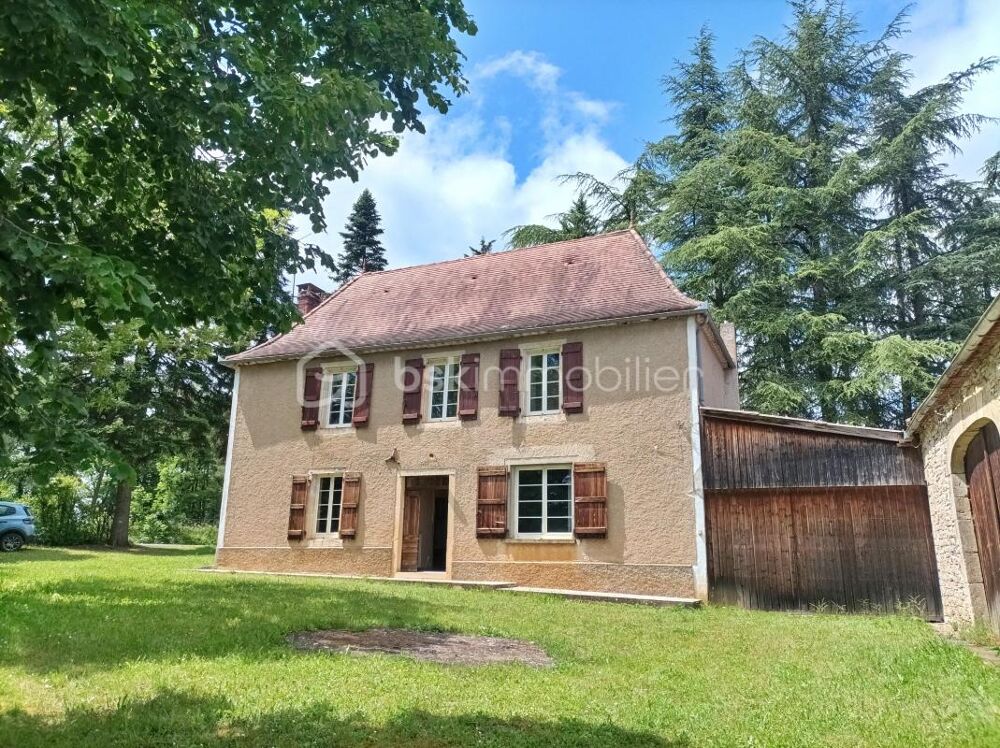 Authentique propriété en pierre avec dépendances sur près de 5 hectares de terrain