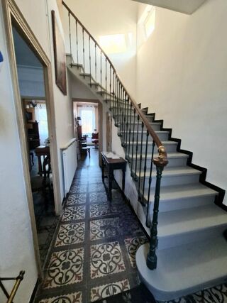  Maison � vendre 8 pi�ces 197 m�