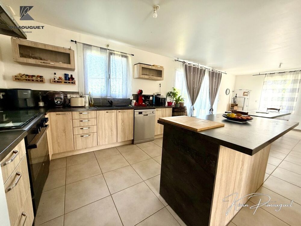 Vente Maison Maison à vendre 5 pièces SAINT FERME (33) Saint ferme