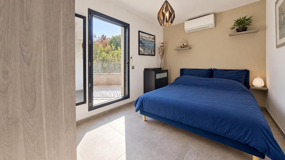 à vendre  Maison Rillieux-la-Pape (69140)