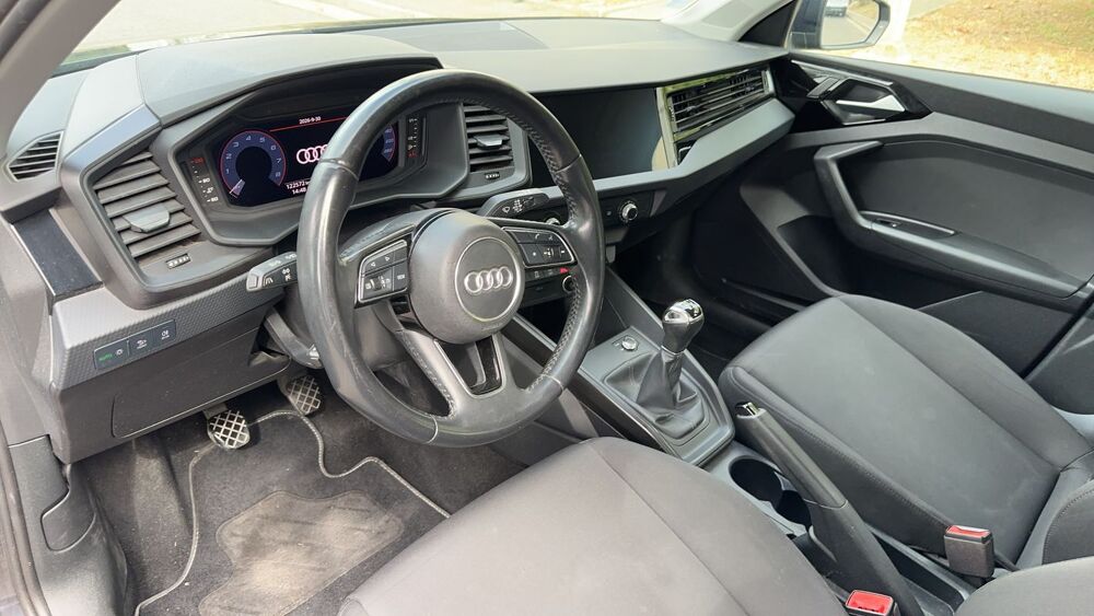 A1 II 25 TFSI 95 . 2019 occasion 13400 Aubagne