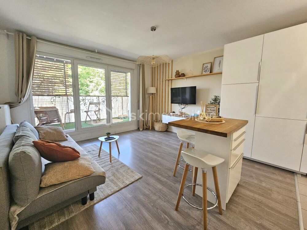 Appartement F2 44m² à 300m du RER DPE C balcon OUEST parking