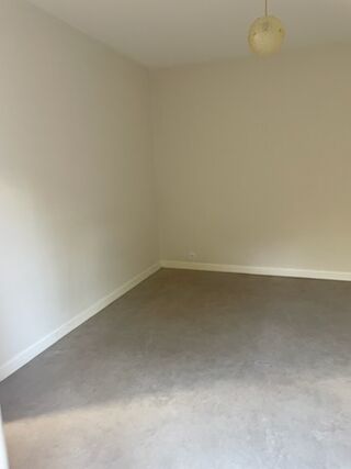  Appartement à louer 1 pièce 30 m²