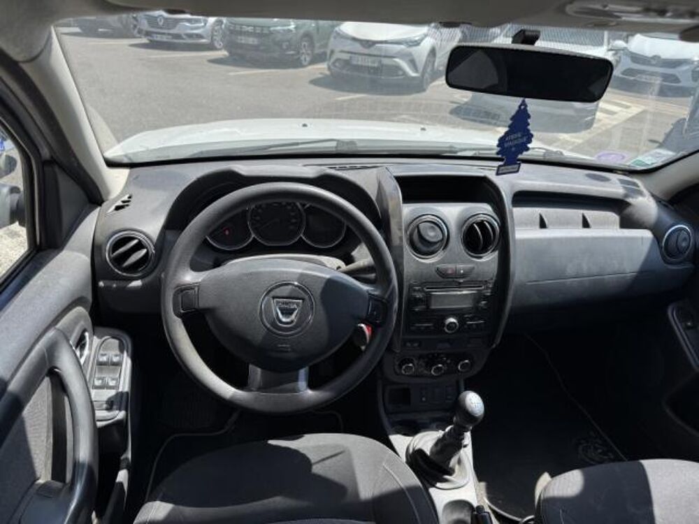 Duster TCe 125 4x2 Laur&eacute;ate Edition 2016 2016 occasion 42210 Bellegarde-en-Forez