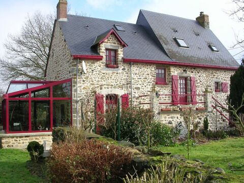   Entre Laval et Mayenne maison en pierre 3 chambres Maison - 6 pi�ce(s) - 107 m�