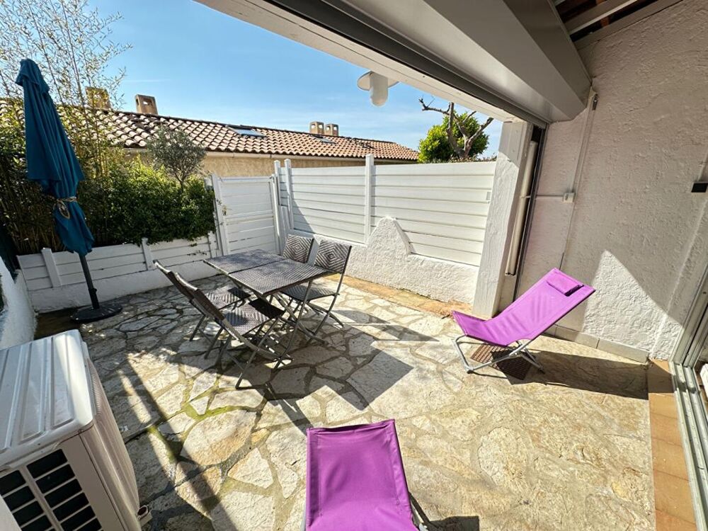 VILLA CLUB EXCLUSIVE SANARY-SUR-MER : Terrasse, Piscine, Plage 5 min
