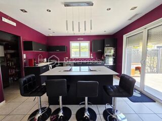  Propriété/château à vendre 6 pièces 172 m²