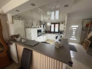  Maison  vendre 6 pices 130 m