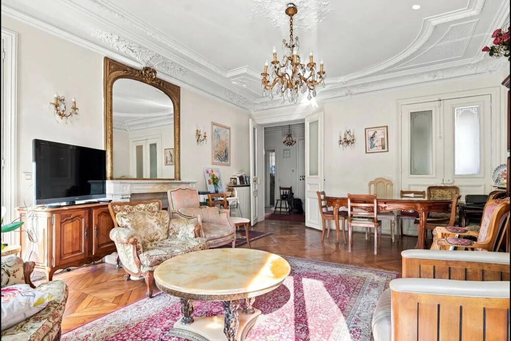 Vente Appartement 75010 - APPARTEMENT 130 m² avec balcon - 5 PIECES Paris 10