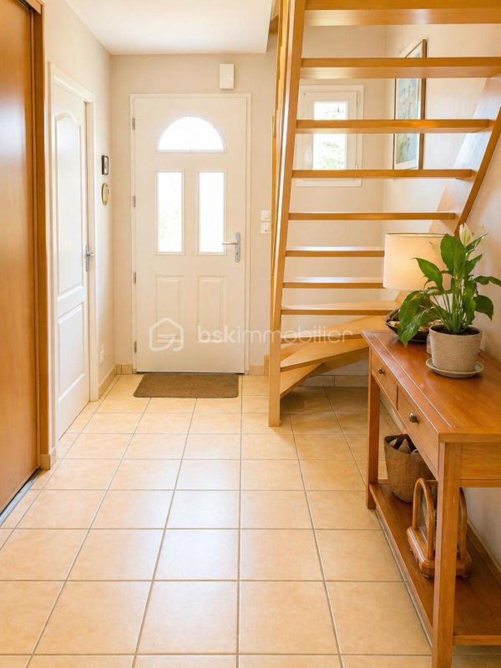 ? MAISON FAMILIALE AVEC PISCINE  119,5 m²  TERRAIN 2 940 m²  LE TALLUD (79200)