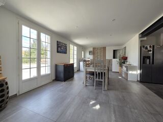  Maison  vendre 6 pices 179 m