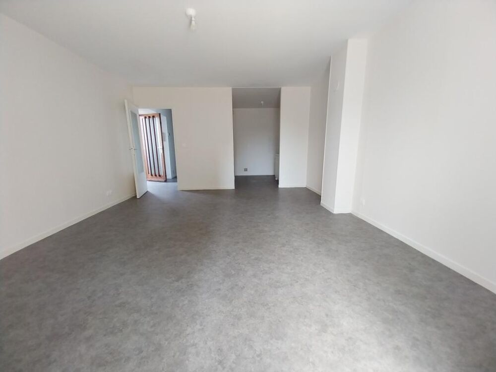 Location Appartement Appartement Type 2 au RDC avec cour extérieure - CHALANCEY Chalancey