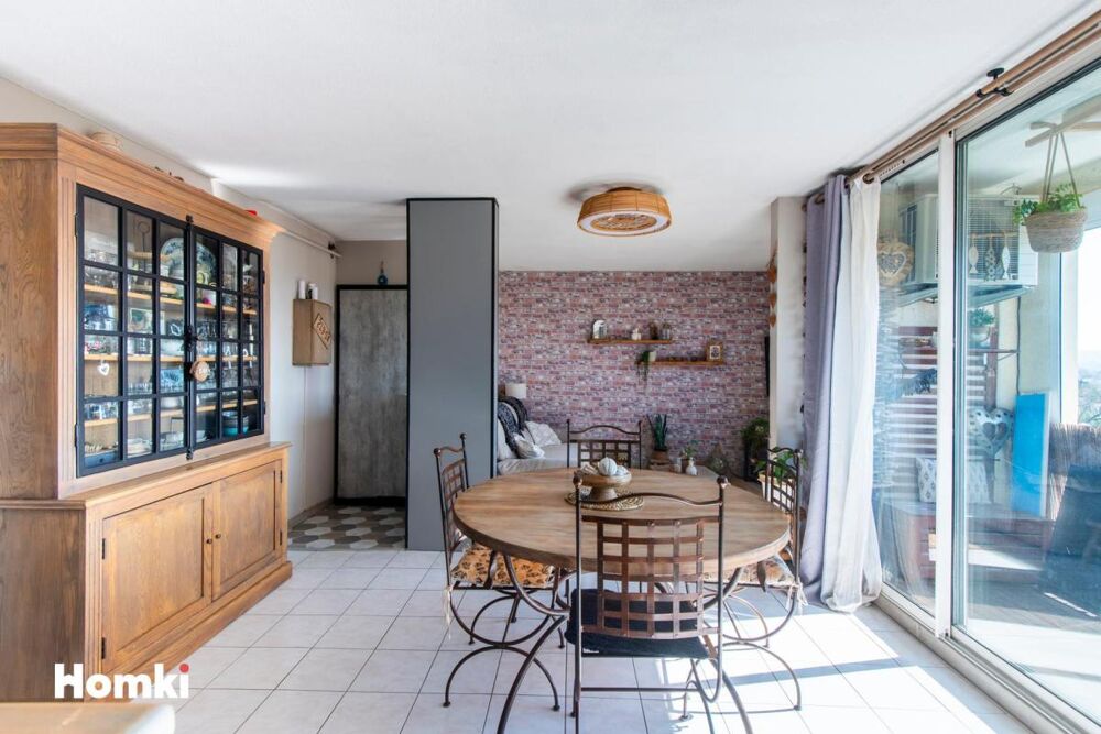 Vente Appartement Appartement T4 de 83 m2, Avenue Sainte-Anne Marignane