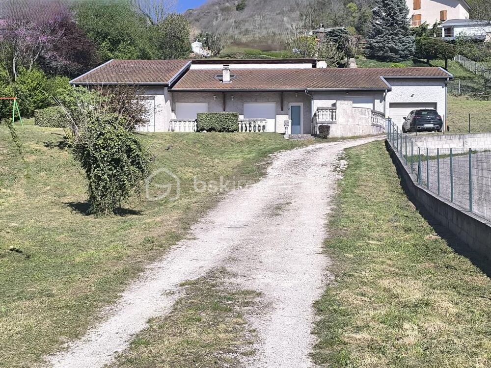 Exclusivité ! Bien rare à 5 min de Voiron  Maison familiale 151 m² + grand terrain