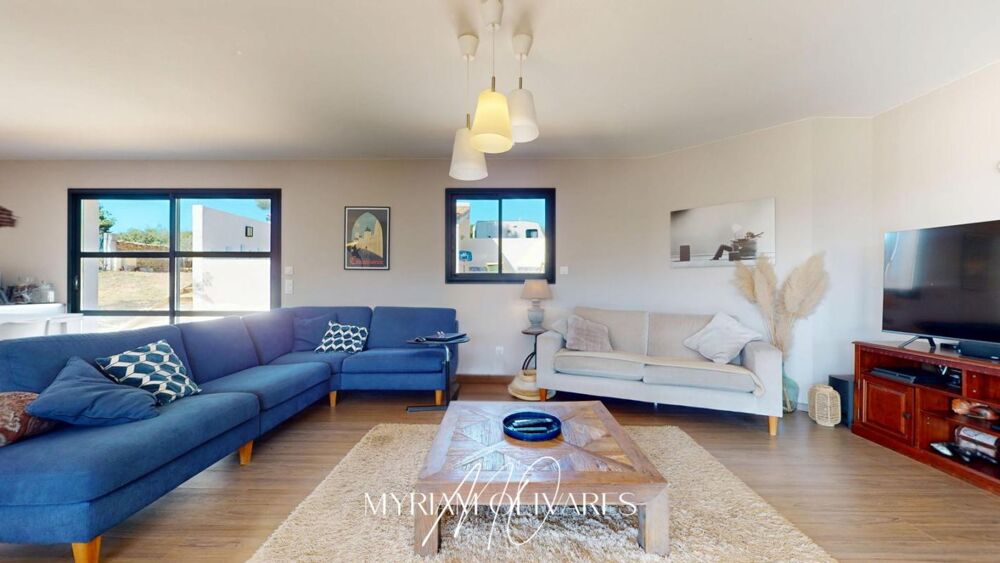EXCLUSIVITE ! Aragon ! Villa 6 pièce(s) 202 m2 AVEC PISCINE ET VUE EXCEPTIONNELLE !