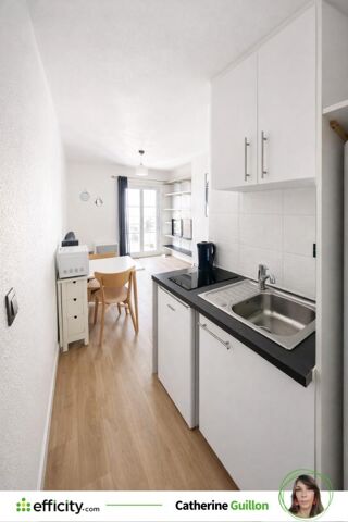  Immeuble à vendre 11 pièces 208 m²