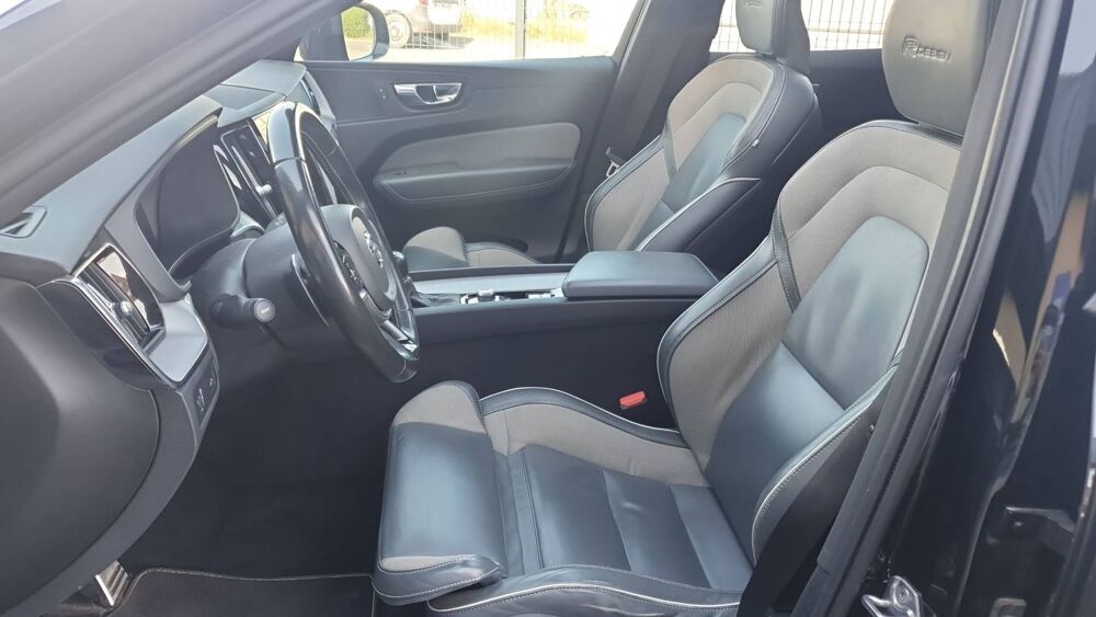 XC60 2.0 D4 190 Geartronic 8 R-Design - Automatique Toit ouvrant 2020 occasion 63000 Clermont Ferrand
