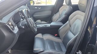 XC60 2.0 D4 190 Geartronic 8 R-Design - Automatique Toit ouvrant 2020 occasion 63000 Clermont Ferrand