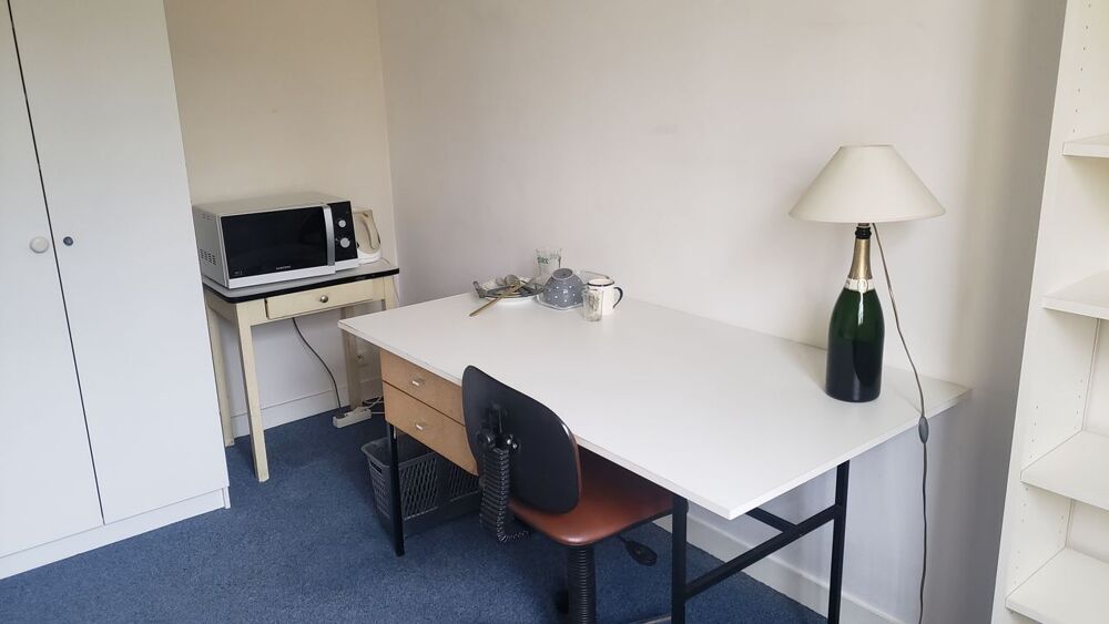 Location Appartement Chambre de 14m2 à louer sur Versailles Versailles