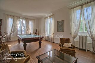  Maison � vendre 8 pi�ces 252 m�