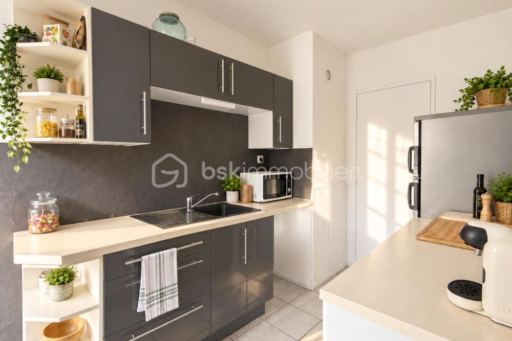 Vente Appartement Appartement 2 pièces de 58 m² avec terrasse exceptionnelle de 38 m² plein Sud Trappes