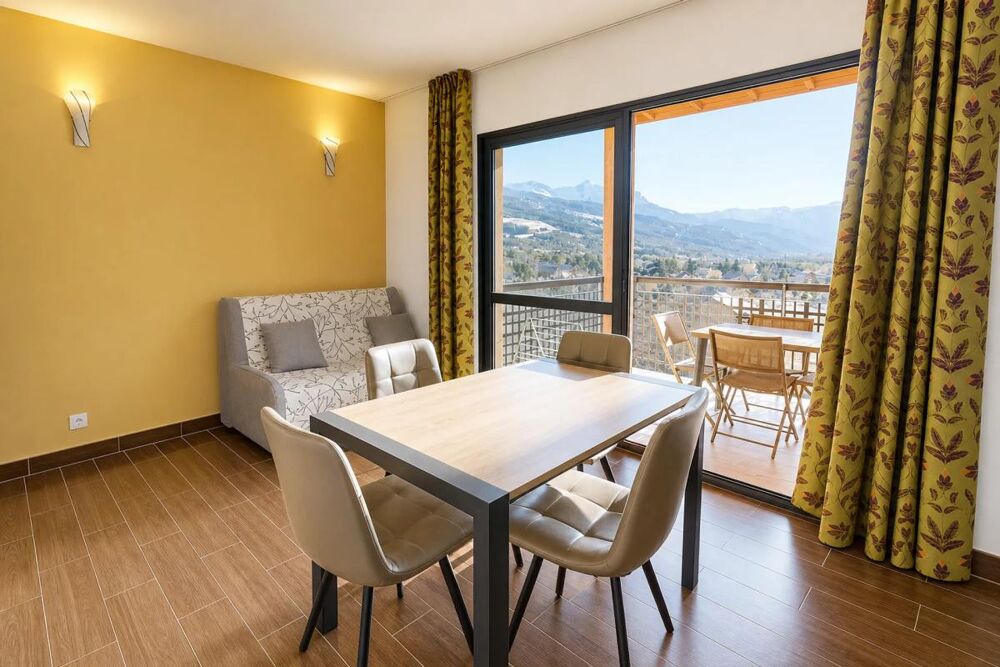 Vente Appartement Appartement 2 pièces avec balcon à Jausiers Jausiers
