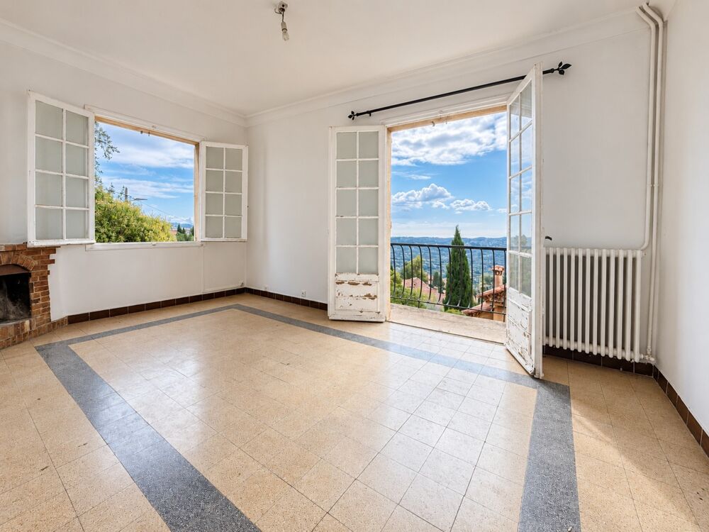 MAISON À RÉNOVER AVEC DEUX APPARTEMENTS ET VUE MER  GRASSE EST(06)