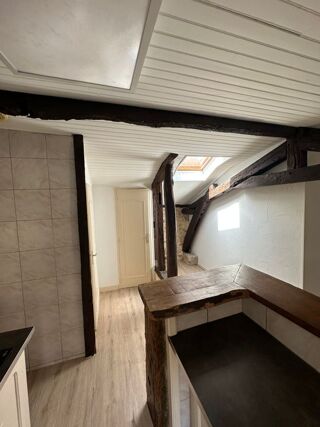  Appartement à louer 3 pièces 50 m²