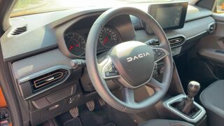 Sandero 0.90 TCe 91 Stepway Expression - 5 places Entretien construc 2024 occasion 91710 Vert Le Petit